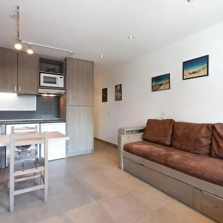 Superbe Renove Avec Balcon, Au Pied Des Pistes, En Plein Coeur De - Fr-1-694-299 Appartement